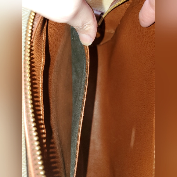 Louis Vuitton  Orsay Clutch - Picture 6 of 16